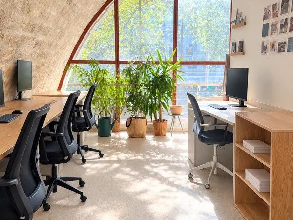 Bureau atelier en openspace