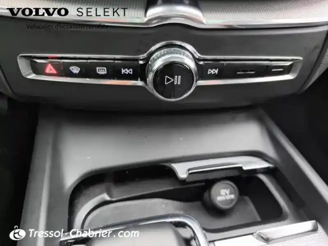 Volvo Xc60 t6 recharge awd 253 ch + 145 ch geartronic 8 inscription — photo 13