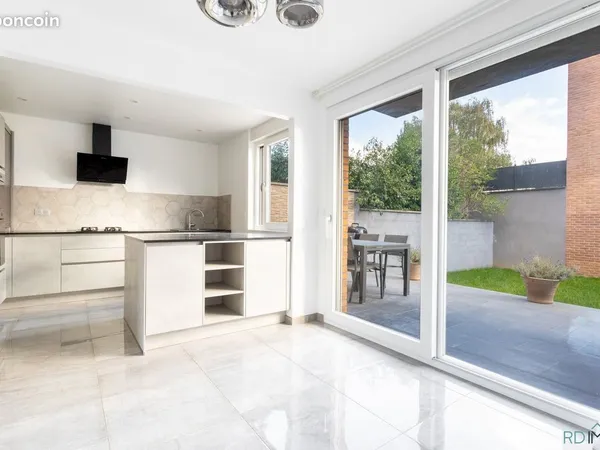 Haut de Mons: Maison familiale, 5 chambres, jardin exposé sud