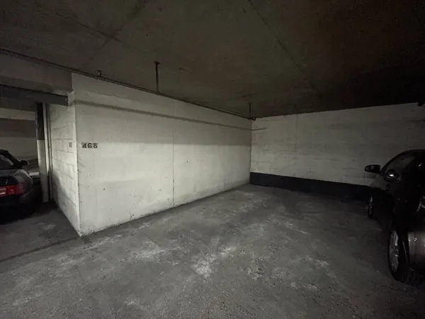 Parking 16 m²