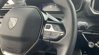 Peugeot 208 e-208 136ch 50 kWh Allure — photo 17