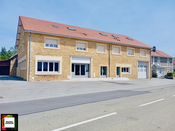 Local professionnel 1 pièce 130 m²