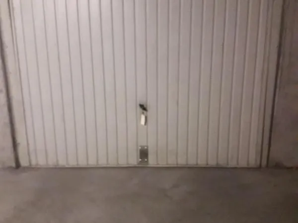 Garage/box 14 m² Lyon