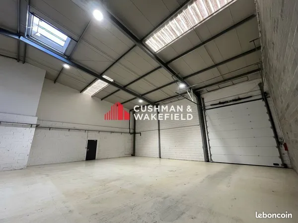 LOCAL D'ACTIVITE 915 m² TOULOUSE