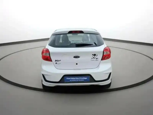 Ford Ka + 1.2 ti-vct 70ch s&amp;s essential — photo 5