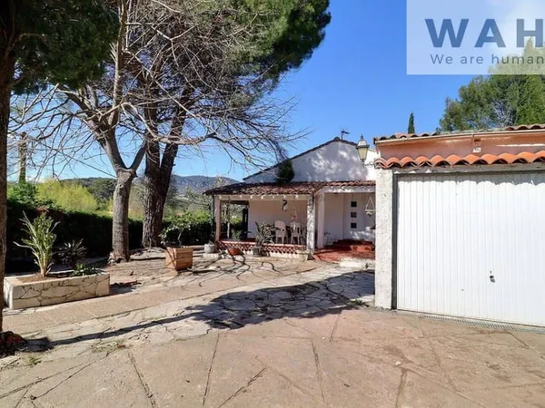 Maison de plain-pied 5 pièces 127 m²