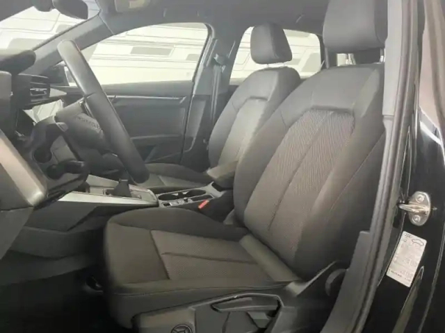 Audi A3 sportback 35 tfsi 150ch business line — photo 14