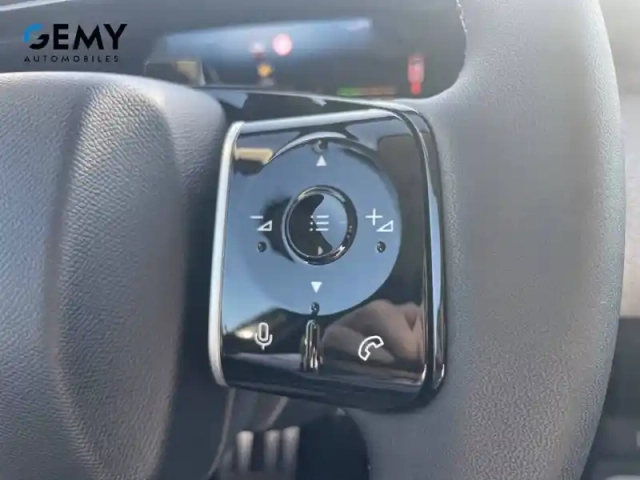 Citroën C5 Aircross hybride rechargeable 225 ch e-eat7 — photo 44