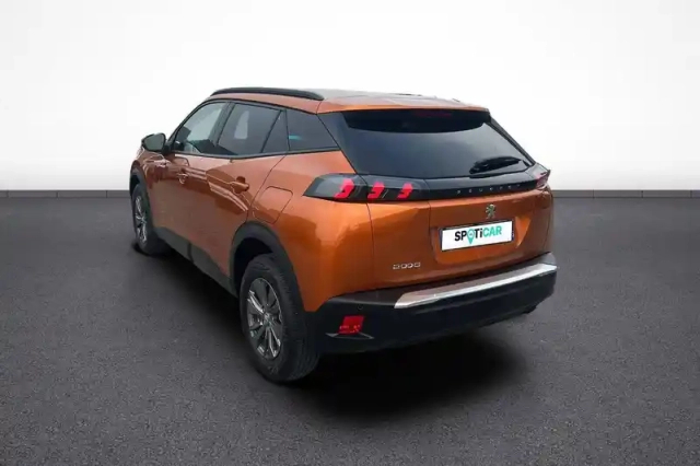 Peugeot 2008 puretech 100 s&amp;s bvm6 — photo 4