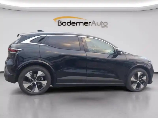 Renault Megane e-tech 220 ch autonomie confort gsr2 — photo 6