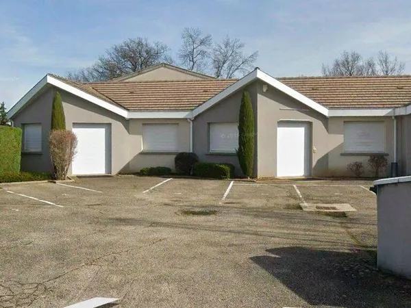 Local d'activité 320 m²