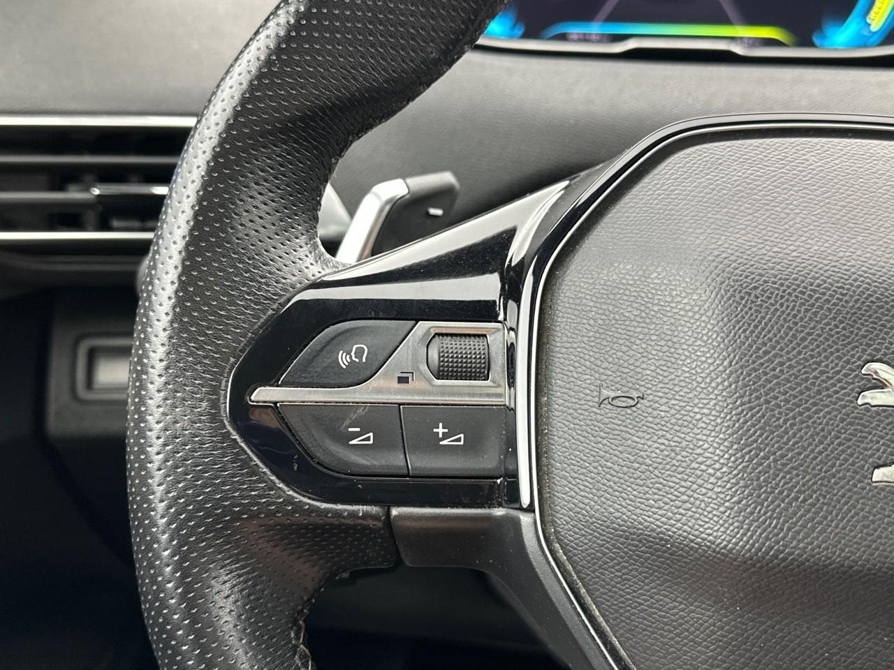 Peugeot 3008 hybrid 225 e-eat8 gt pack — photo 20