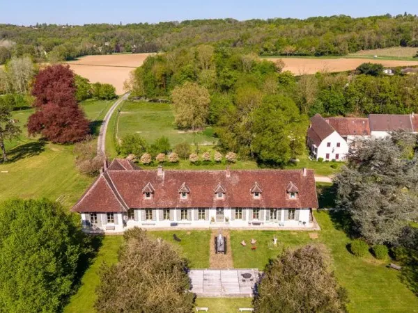 Guérard - SEINE-ET-MARNE - Ancien château XVIIIème & ses dépend