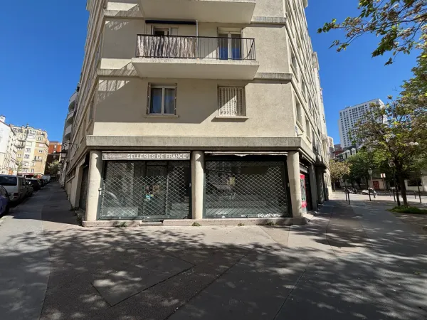 Paris 13ème La Butte aux Cailles — Locaux commerciaux et bureaux — Prix attractif