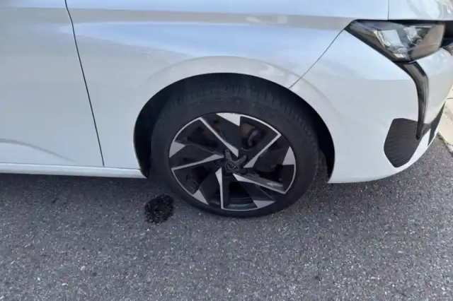 Peugeot 308 sw puretech 130ch s&amp;s bvm6 — photo 14