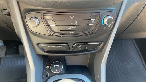 Ford B-MAX 1.0 EcoBoost 100 - Trend – 2017 – 90207 km – Essence – Boîte Manuelle — photo 17