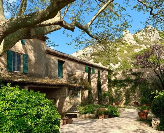 Vends maison 180m² Mas XVIIIème dans un hameau et un environnement exceptionnel, jardin et piscine
