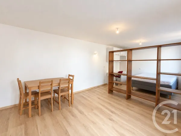 Studio 1 pièce 34 m²