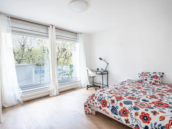 Chambre Colocation Courbevoie 4p 745€