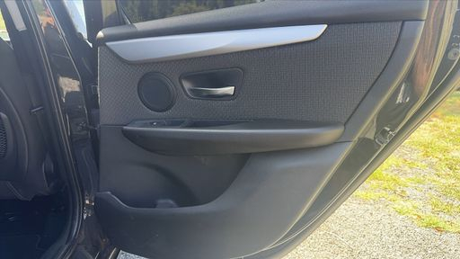 BMW Serie 2 Active Tourer 218d 150 BVA - Lounge – 2015 – 148689 km – Diesel – Boîte Automatique — photo 9