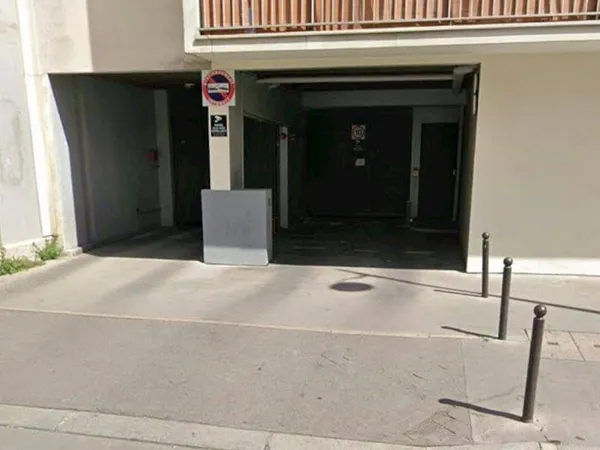 Parking 11 m²
