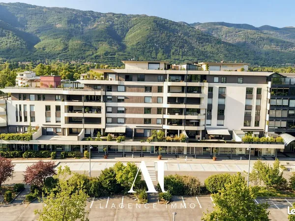 Appartement 5 pièces 155 m²