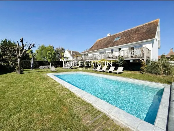 Maison de luxe 6 pièces 180 m²