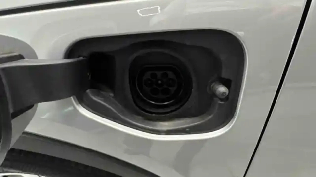 Volvo Xc40 t5 recharge 180+82 ch dct7 — photo 51