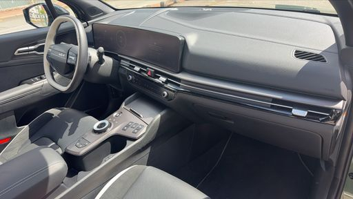 Kia Sportage 1.6 T-GDi 239 BVA8 - GT Line Premium – 2025 – 10279 km – Hybride essence – Boîte Automatique — photo 52