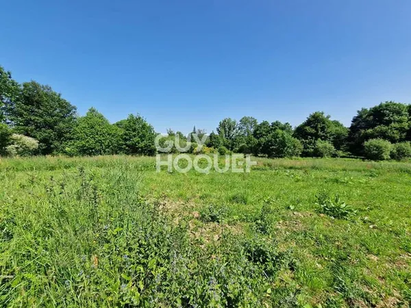 Terrain 888 m²