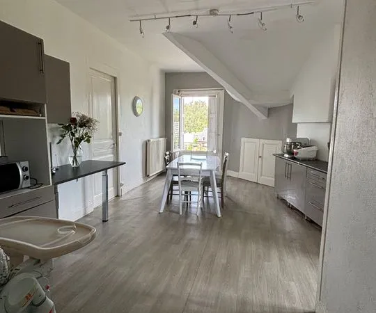 Appartement de 102m2 à louer sur Le Chambon-Feugerolles