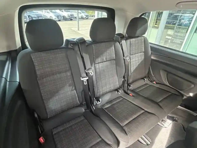 Mercedes Vito 116 cdi tourer long — photo 8