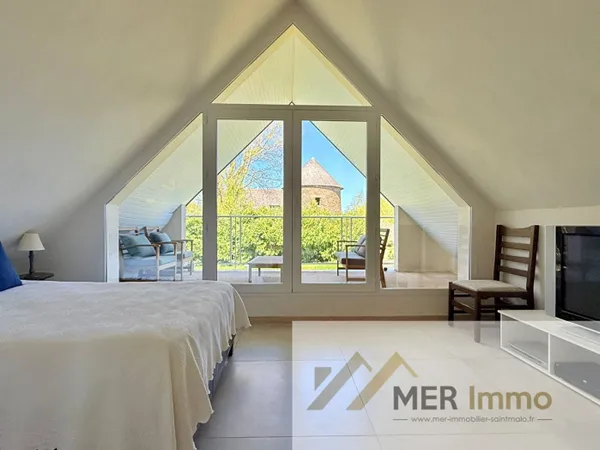 CANCALE - Maison d'exception avec vue sur la baie, 5 chambres,