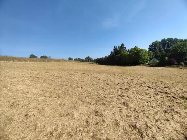 Terrain constructible 5118 m²