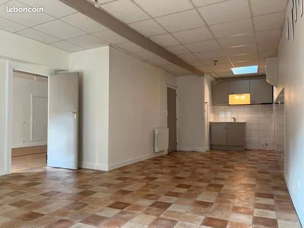 Appartement avec garage et cave