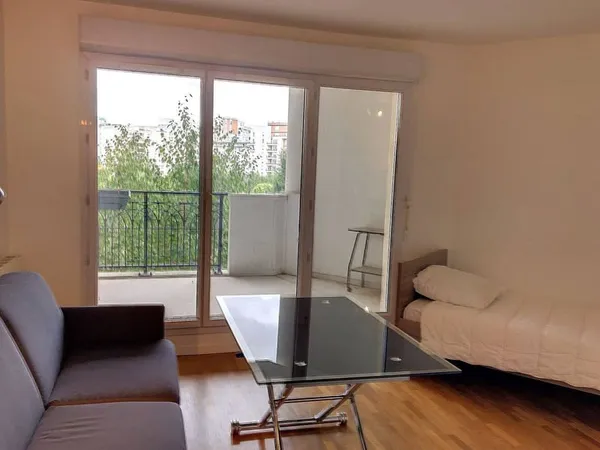 Studio 1 pièce 28 m²