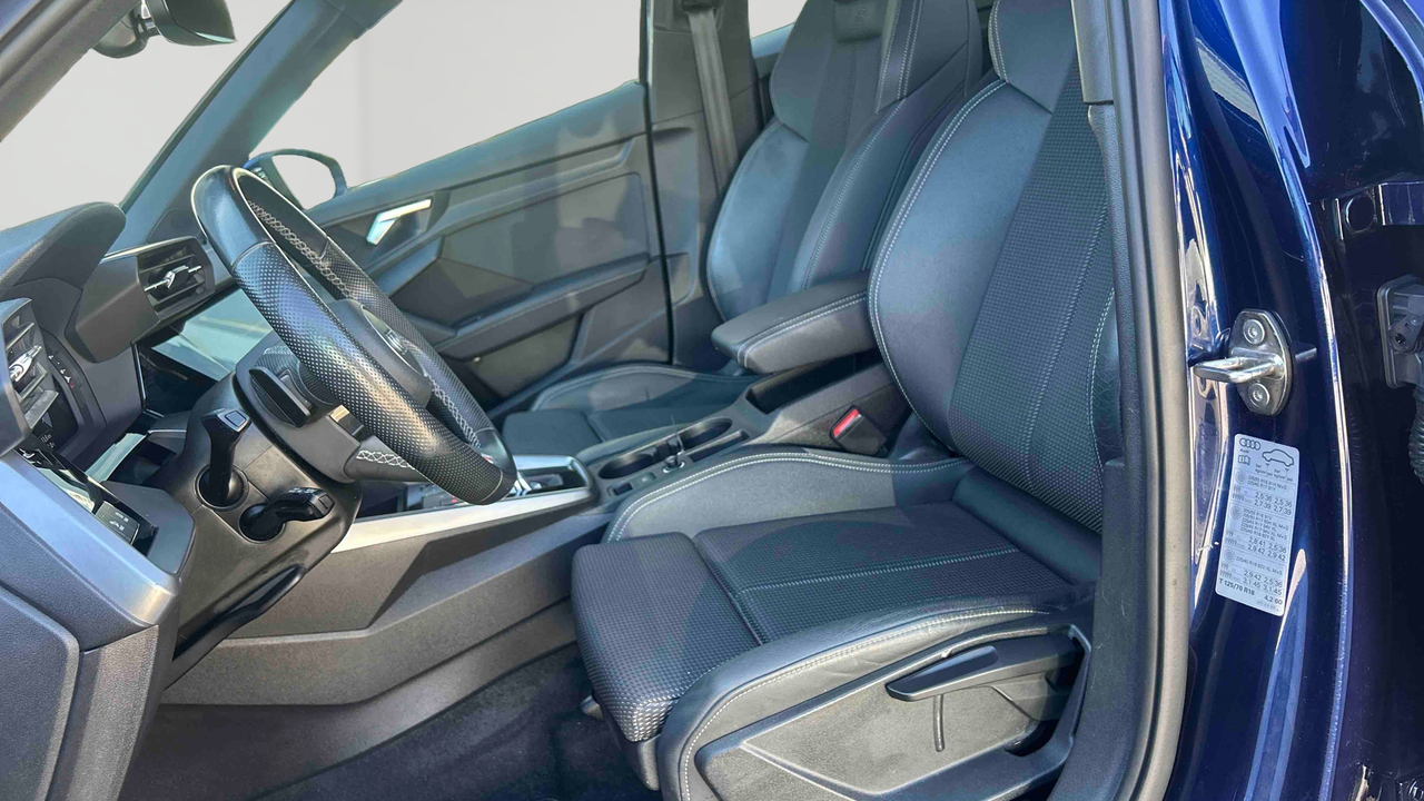 Audi A3 Sportback 35 TDI 150 S tronic 7 — photo 11