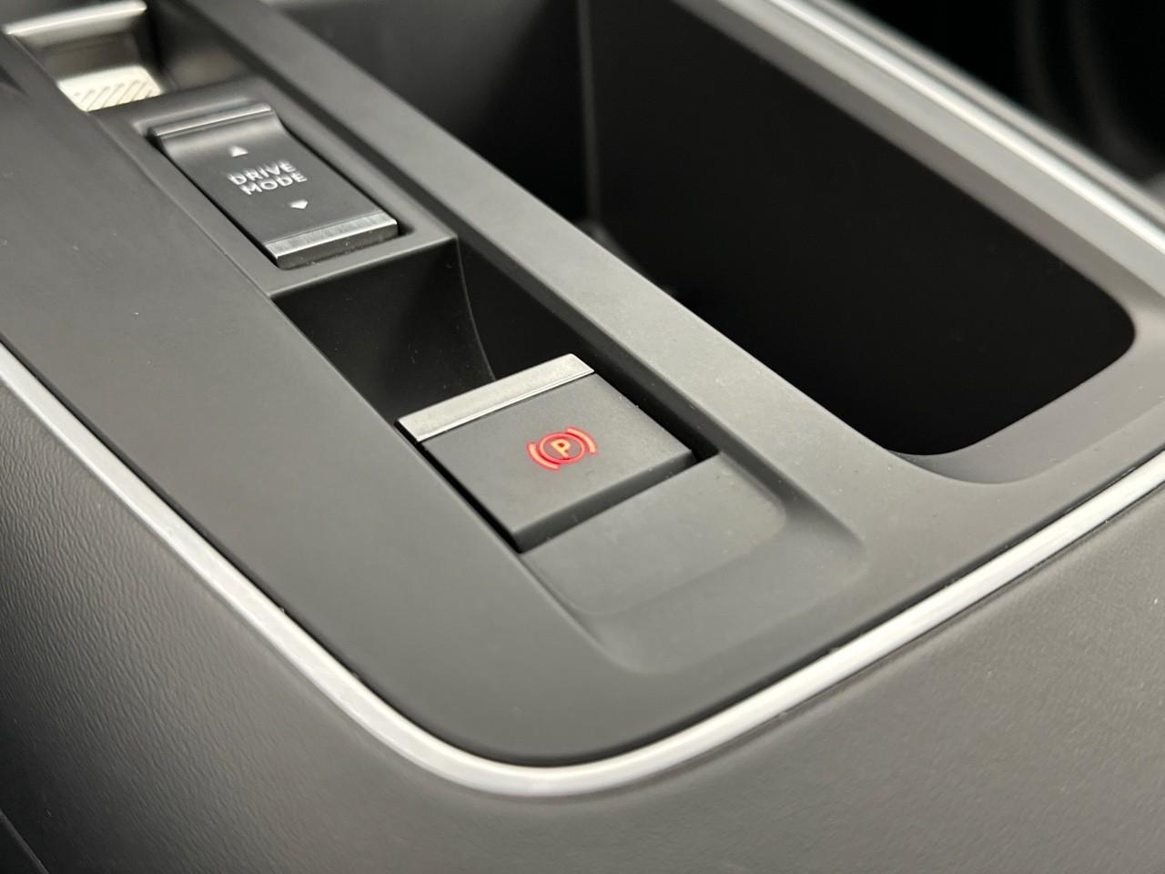 Citroën C5 Aircross hybride rechargeable 225 e-eat8 shine pack — photo 32
