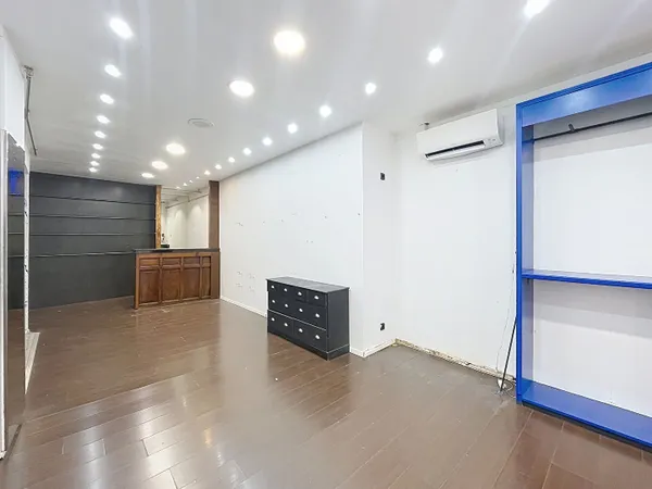 Local commercial 80 m²
