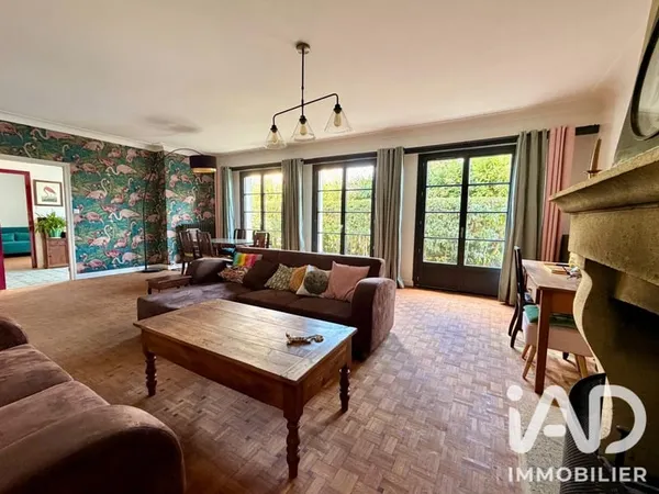 Maison 7 pièces 219 m²