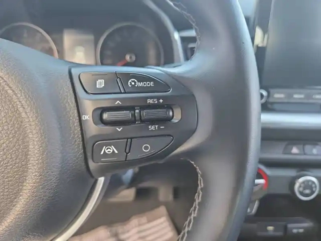 Kia Stonic 1.0 t-gdi 100 ch dct7 — photo 82