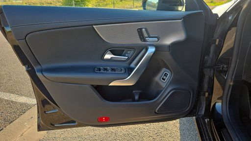 Mercedes Classe CLA 2.0 200d 150 8G-DCT - Progressive Line – 2020 – 108248 km – Diesel – Boîte Automatique — photo 55