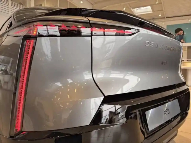 Ds N8 n°8 230 ch fwd standard range — photo 91