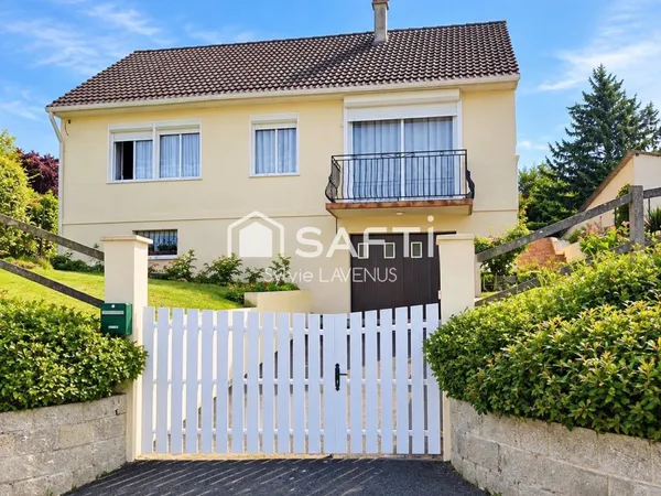 A CHIVRES-VAL 02, JOLIE MAISON DE PLAIN PIED AVEC 3 CHAMBRES SUR SOUS-SOL TOTAL, TERRAIN DE 1000 M2.