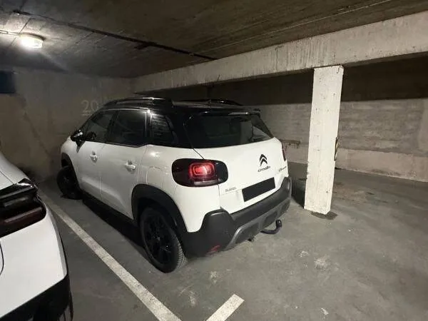 Parking 15 m²