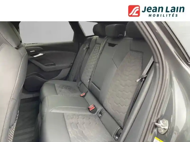Audi A6 e-tron avant performance — photo 17