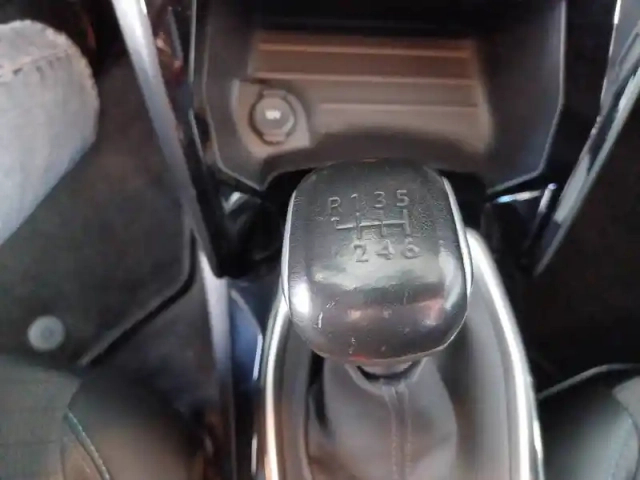 Peugeot 208 bluehdi 100 s&amp;s bvm6 — photo 100