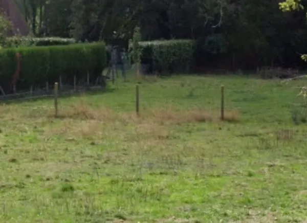 Terrain 1100 m²