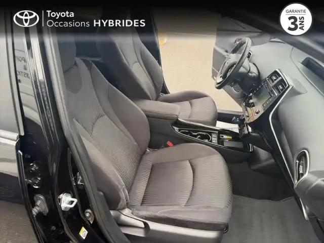 Toyota Prius 122h dynamic pack premium rc19 5cv — photo 6