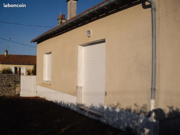 Location petite maison avec terrasse